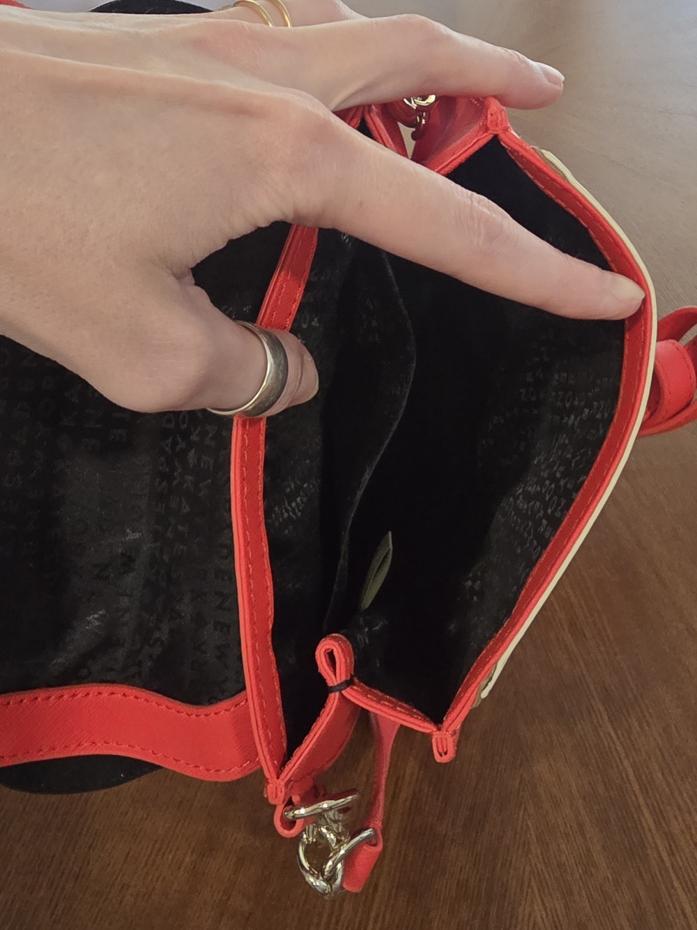 Kate Spade Blaze a Trail Fox Crossbody - Picture 3 of 4